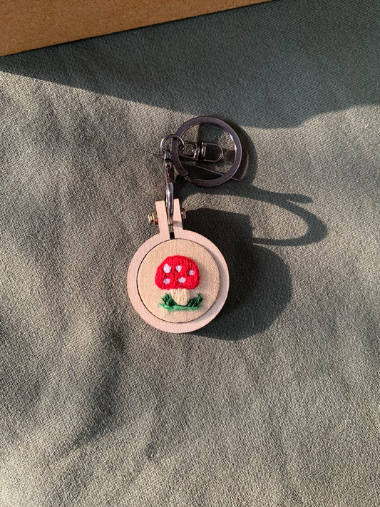 Mushroom - 4cm Keychain